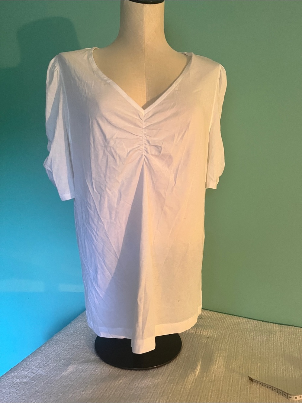 LOFT White V-Neck Short Sleeve Ruched Front Tee